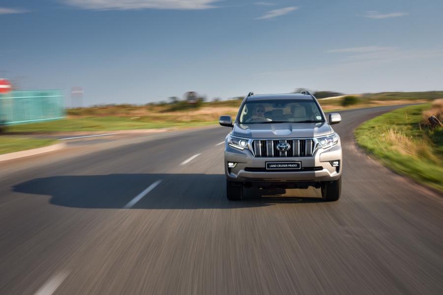  Toyota Land Cruiser Prado VX-L (150) 2017 года  (ZA) (фото 2 из 40)